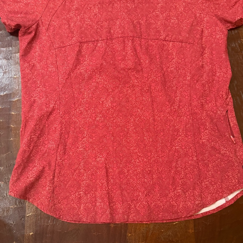 Columbia Women's Red Titanium Omni Dry Collared Shirt - Picture 10 of 16